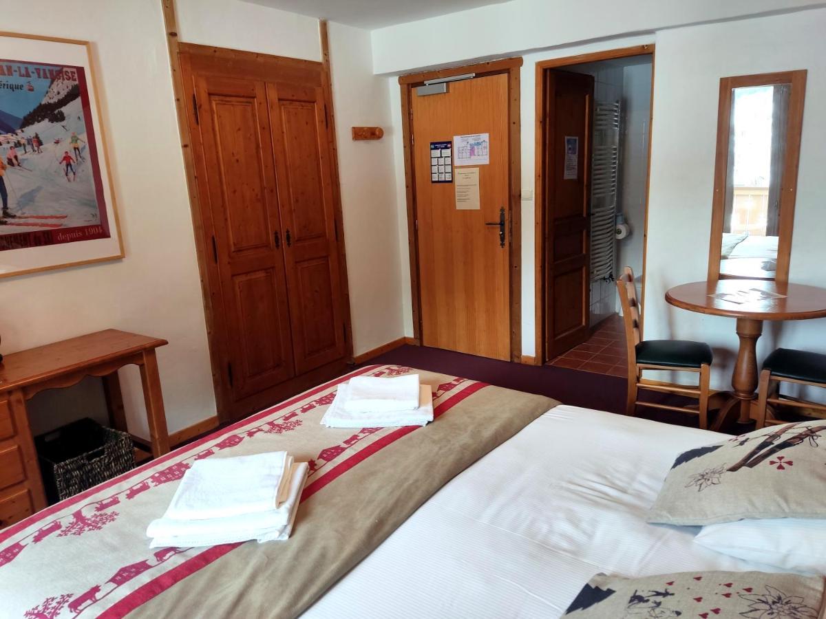 Epicea Lodge Hotel Et Camping برالونيان-لا-فانواز المظهر الخارجي الصورة