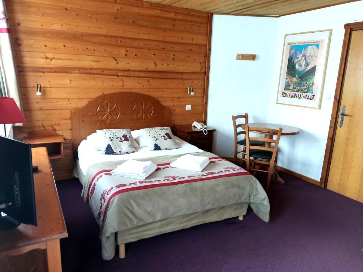 Epicea Lodge Hotel Et Camping برالونيان-لا-فانواز المظهر الخارجي الصورة