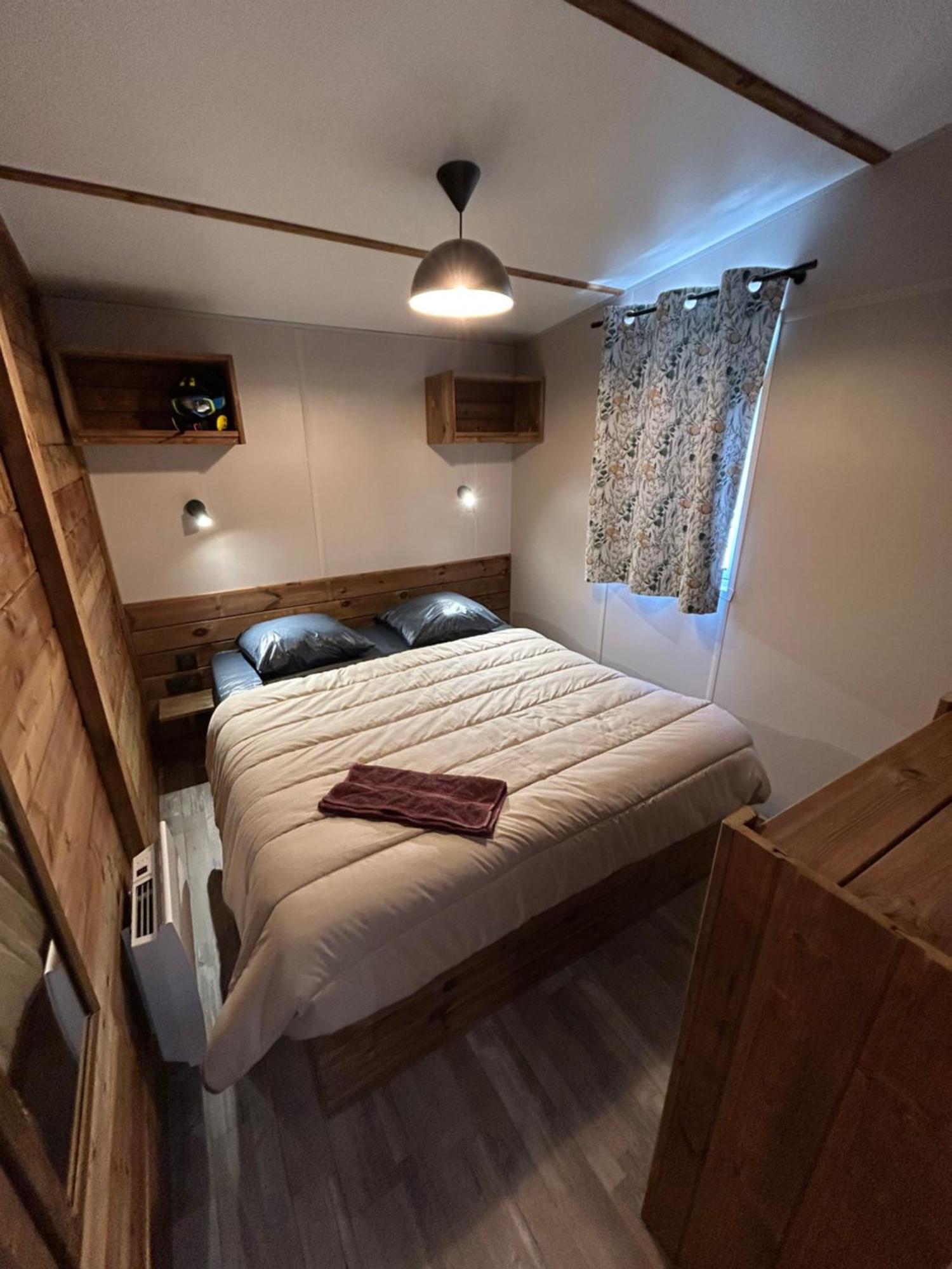 Epicea Lodge Hotel Et Camping برالونيان-لا-فانواز المظهر الخارجي الصورة