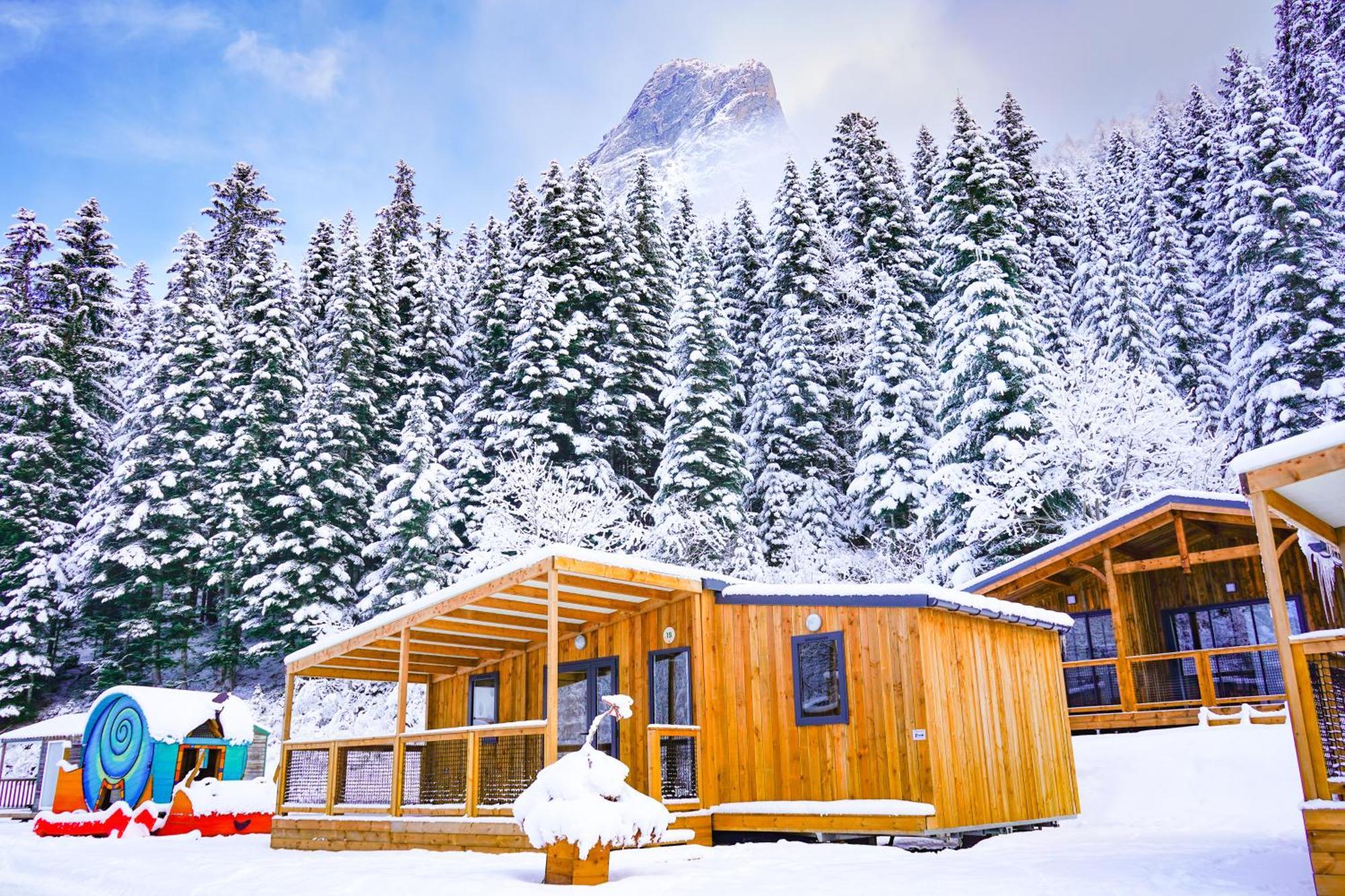 Epicea Lodge Hotel Et Camping برالونيان-لا-فانواز المظهر الخارجي الصورة